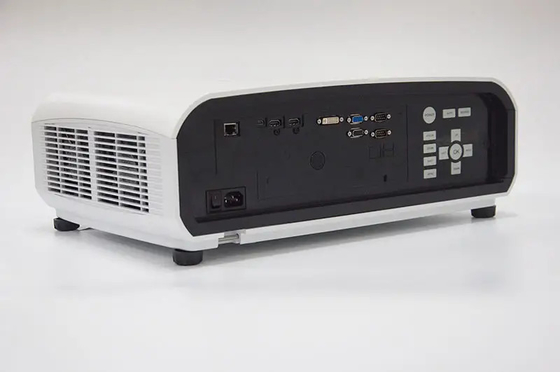 12000-Lumen DLP 4K Proyektörü Büyük Açık Hava Sineması için Kısa Atışlı