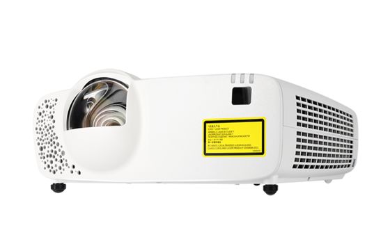 Flyin 5500 ANSI Lumens Doğal 4K 3LCD Lazer Projeksiyonu Eğitim için kısa atış HDBaseT 3D Haritalama