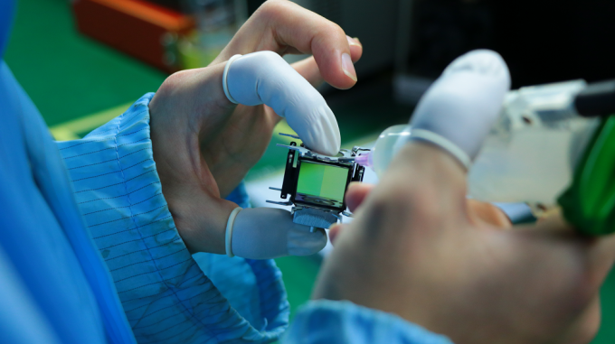 Flyin 2025 Profesyonel 3LCD 4K Lazer Projeksiyonu 7200 Ansi Lumens Ultra Hd 3840x2160 Y&uuml;ksek Parlaklık İşletme Eğitimi B&uuml;y&uuml;k Alanlar Banket Salonları Sahneler 14